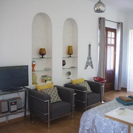 Apartment Dreams City Center