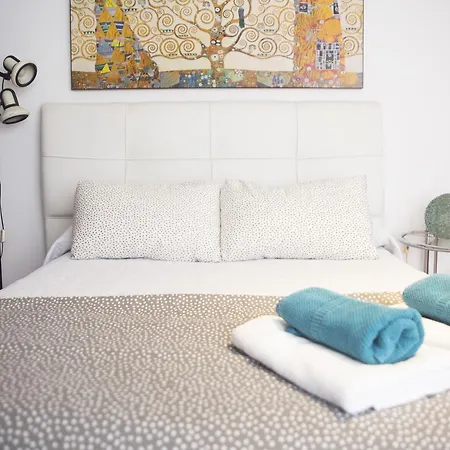 Apartment Dreams City Center
